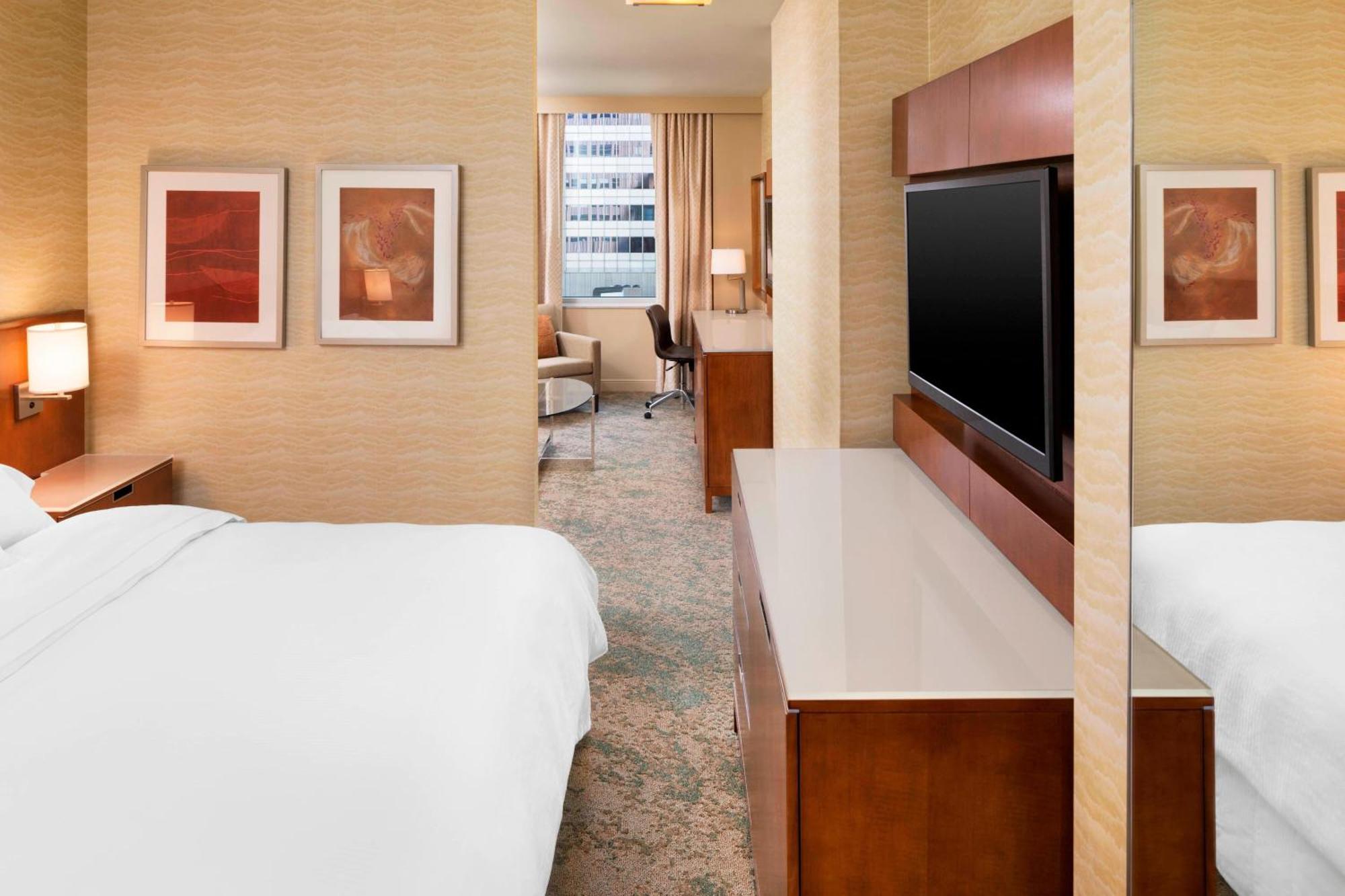 The Westin Minneapolis Exterior photo