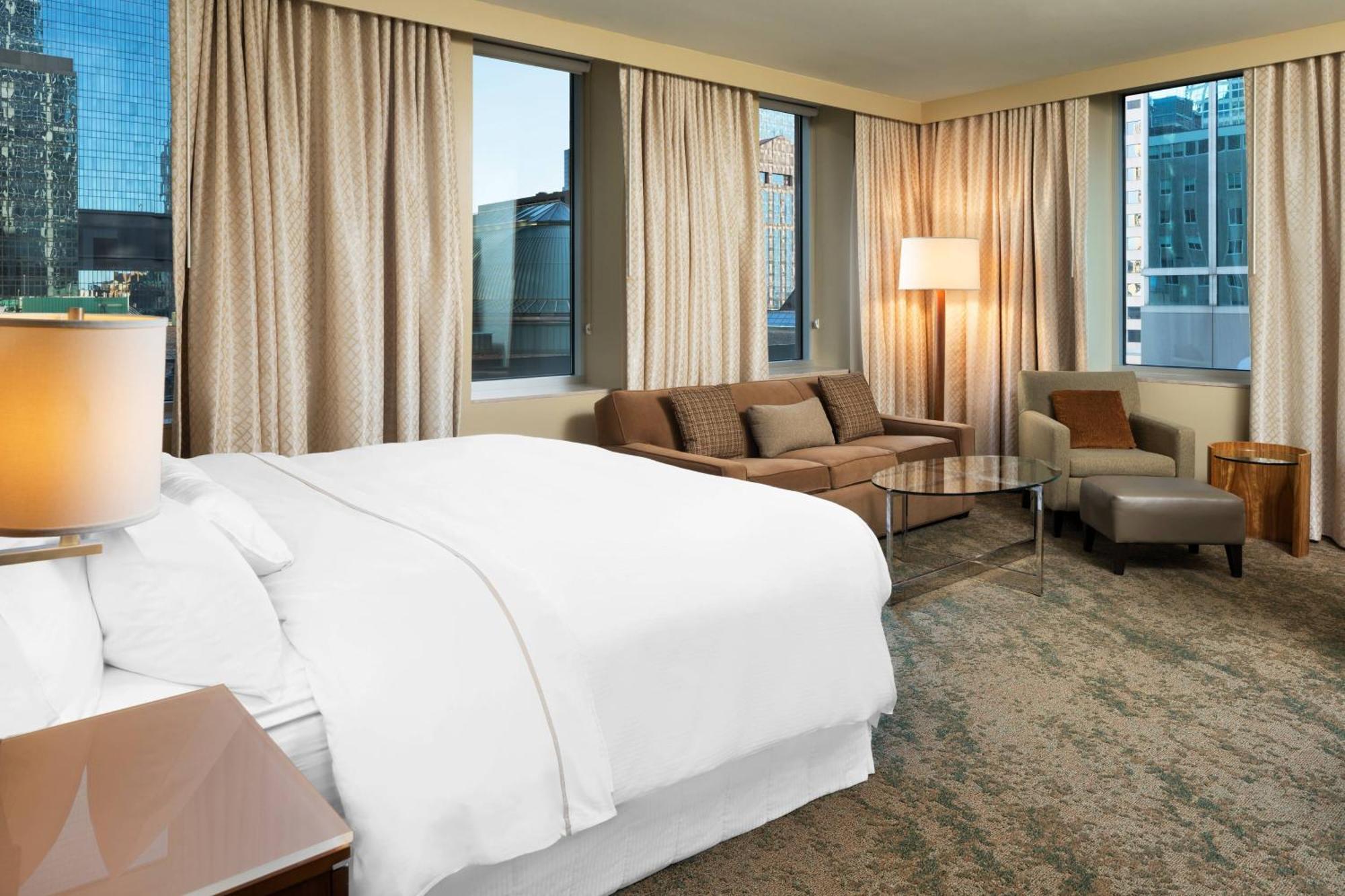 The Westin Minneapolis Exterior photo