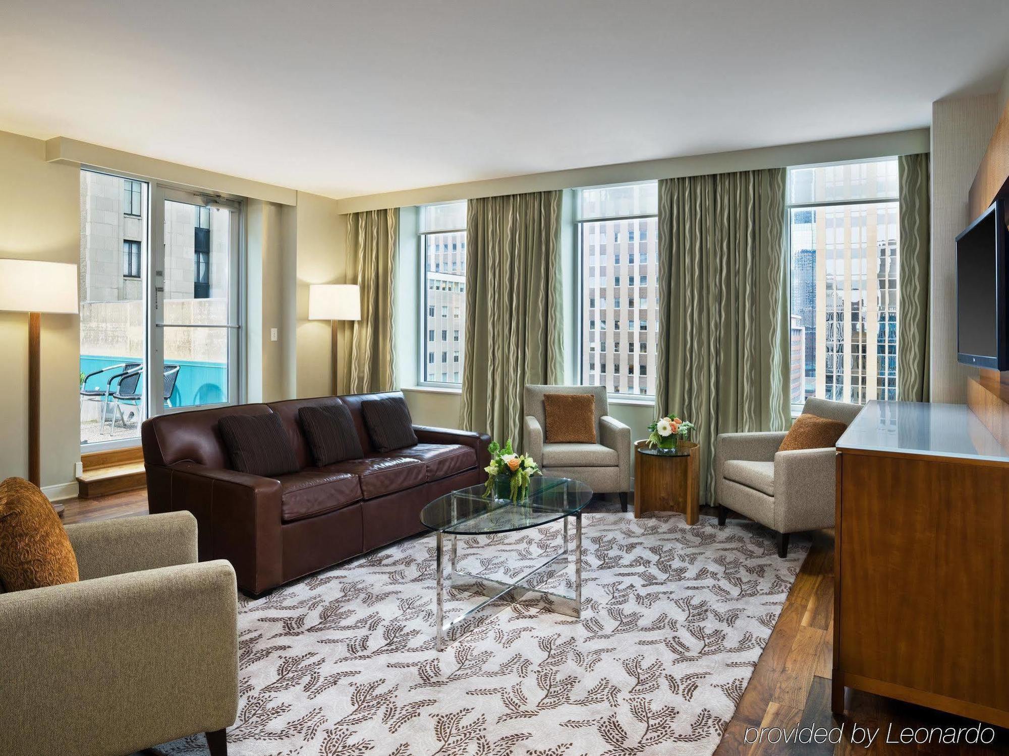 The Westin Minneapolis Exterior photo